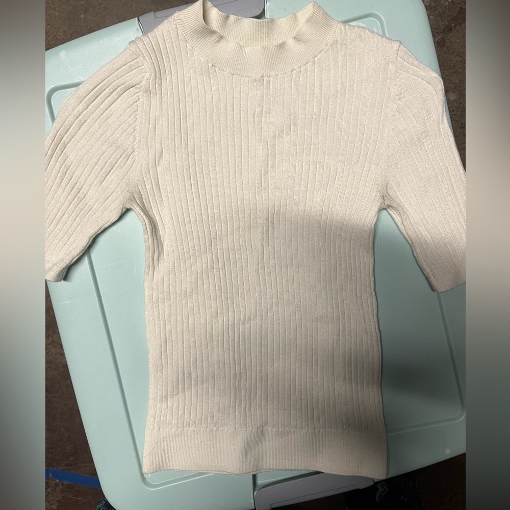Uniqlo shirt super x small